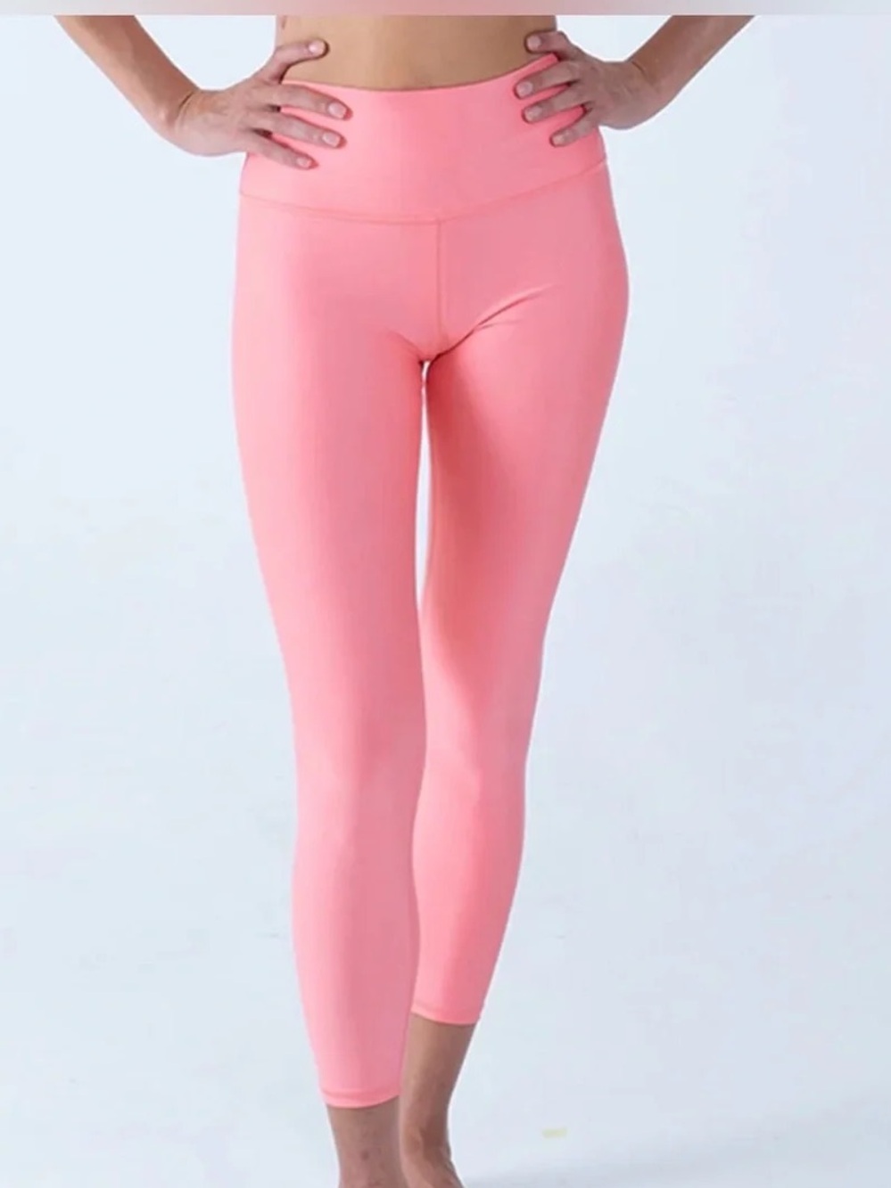 NWOT - ALO Yoga Airlift Leggings - Size XS